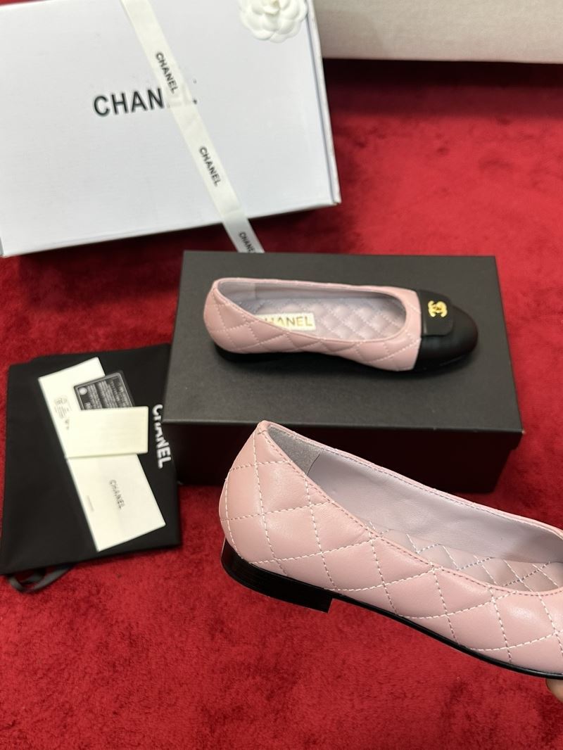 Chanel Low Shoes